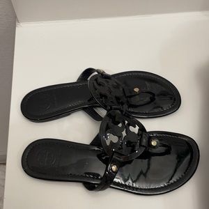Tory burch sandals